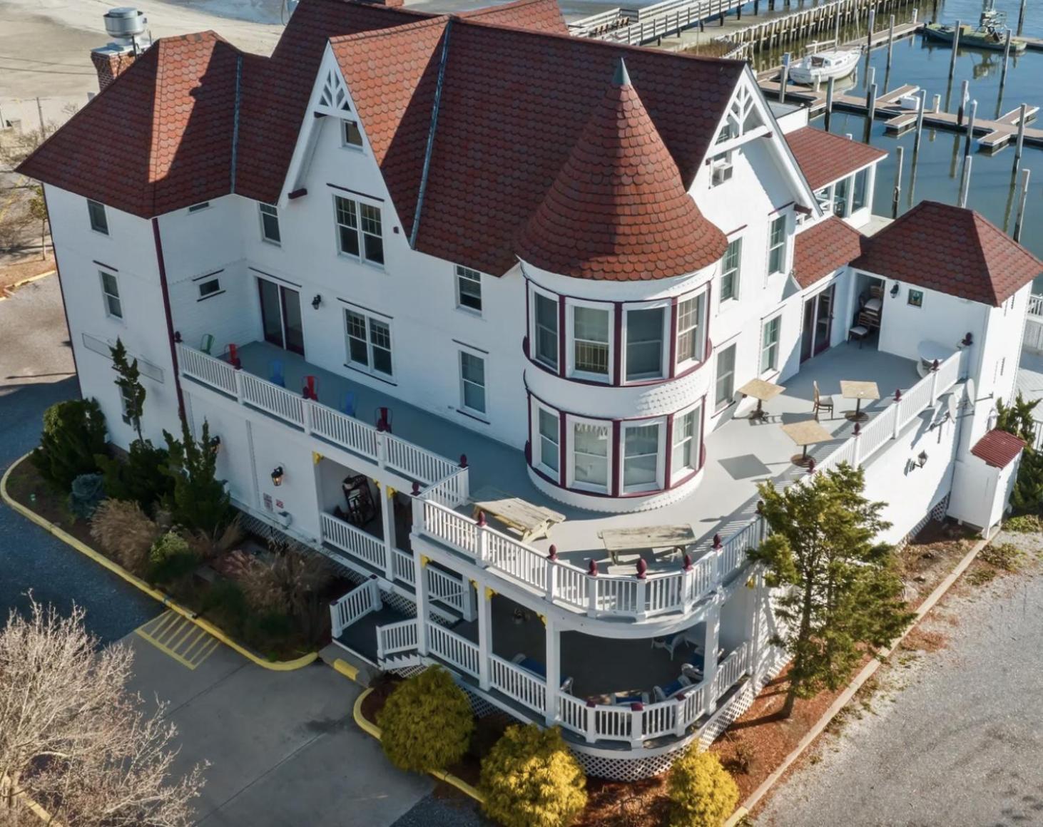 Tavern On The Bay Hotel - Frank Sinatra Suite Somers Point Extérieur photo