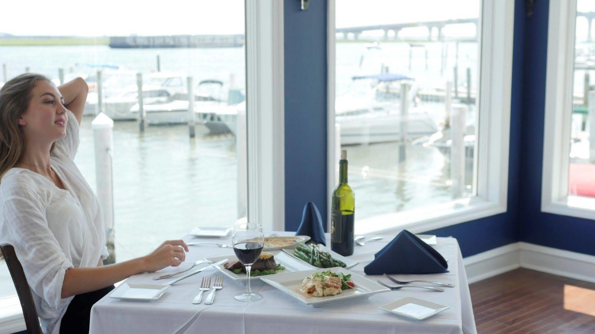Tavern On The Bay Hotel - Frank Sinatra Suite Somers Point Extérieur photo